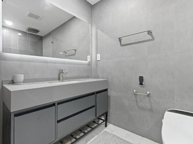 2210 NE 3rd Ave Avenue, Delray Beach, FL 33444