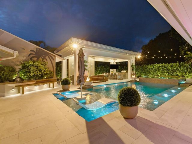 2210 NE 3rd Ave Avenue, Delray Beach, FL 33444