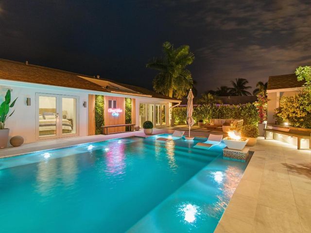 2210 NE 3rd Ave Avenue, Delray Beach, FL 33444