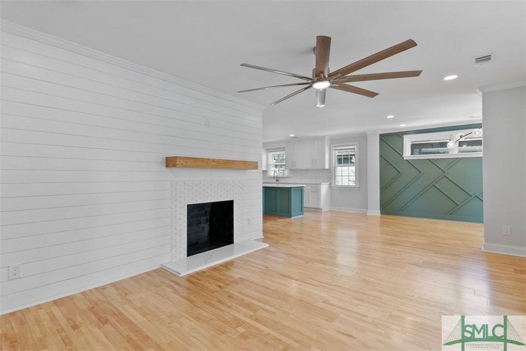 Image 5 of property listing at 5 Linden Drive, Savannah, GA 31405