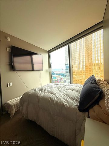 3722 Las Vegas Boulevard 2001, Las Vegas, NV 89158