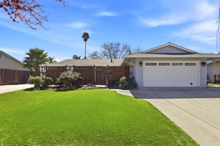1392 Mantelli Drive, Gilroy, CA 95020