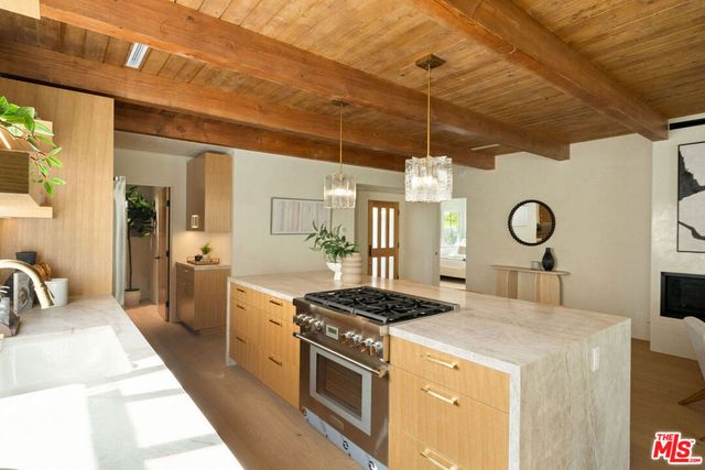 2933 Glenn Avenue, Santa Monica, CA 90405