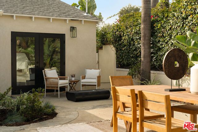 2933 Glenn Avenue, Santa Monica, CA 90405