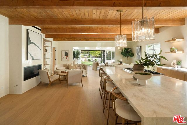 2933 Glenn Avenue, Santa Monica, CA 90405