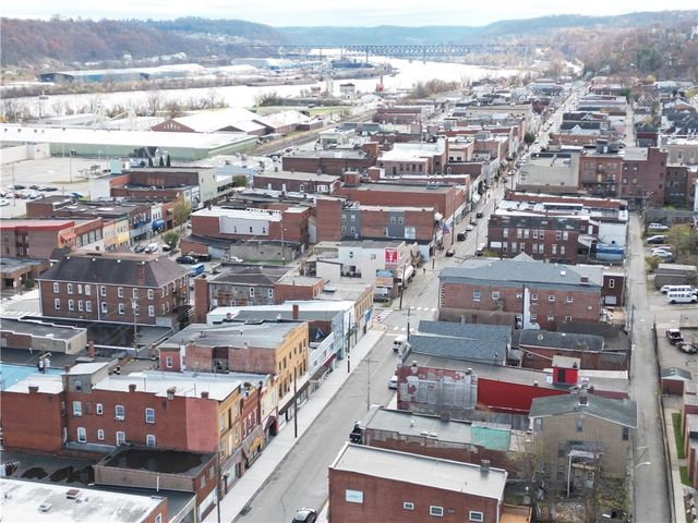 618 Fallowfield Ave, Charleroi Boro, PA 15022