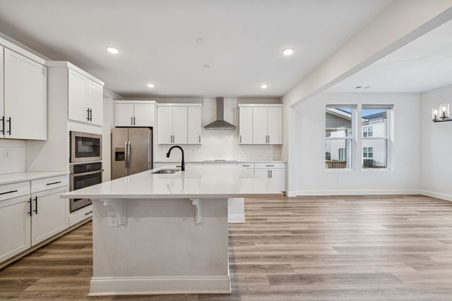 3015 Fernwood Ln, Columbia, TN 38401