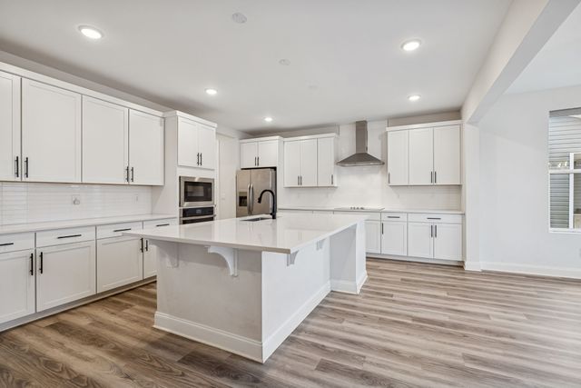 3015 Fernwood Ln, Columbia, TN 38401