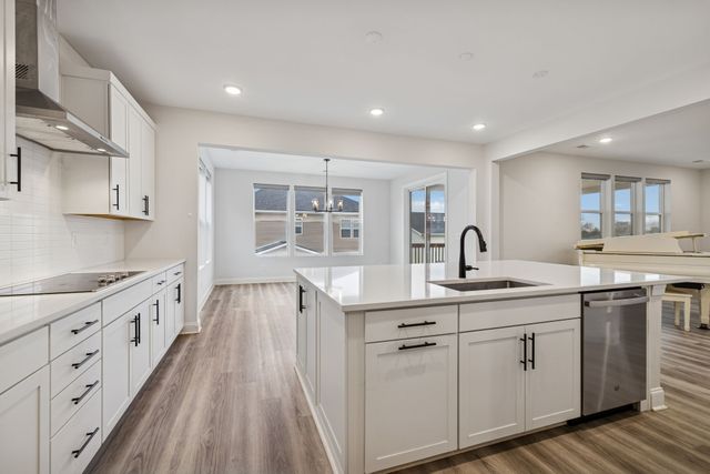 3015 Fernwood Ln, Columbia, TN 38401