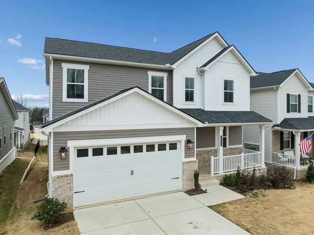 3015 Fernwood Ln, Columbia, TN 38401