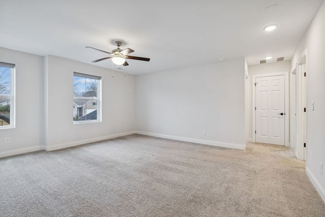 3015 Fernwood Ln, Columbia, TN 38401