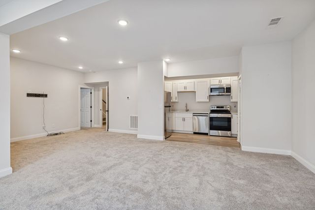 3015 Fernwood Ln, Columbia, TN 38401