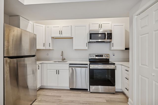 3015 Fernwood Ln, Columbia, TN 38401