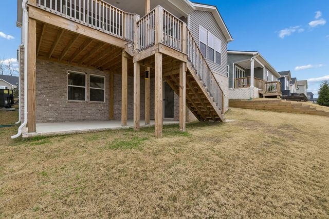 3015 Fernwood Ln, Columbia, TN 38401