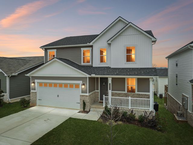 3015 Fernwood Ln, Columbia, TN 38401