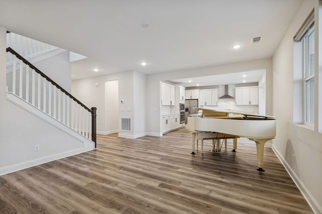 3015 Fernwood Ln, Columbia, TN 38401