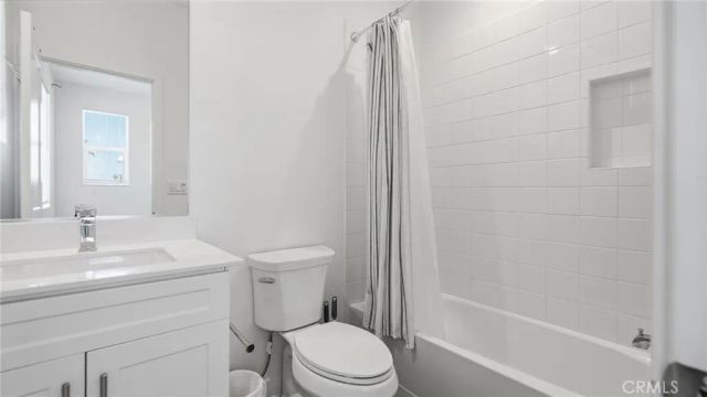 2560 Valentina, Commerce, CA 90040
