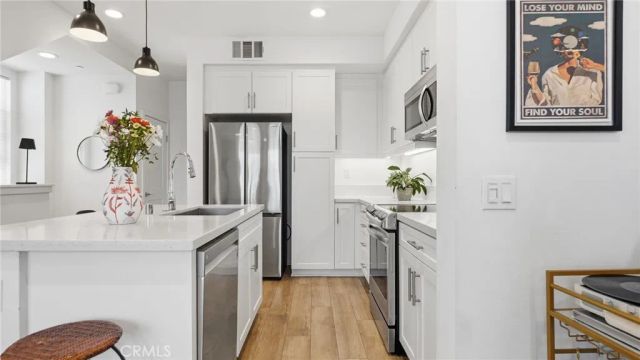 2560 Valentina, Commerce, CA 90040
