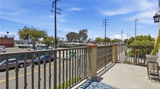 2560 Valentina, Commerce, CA 90040