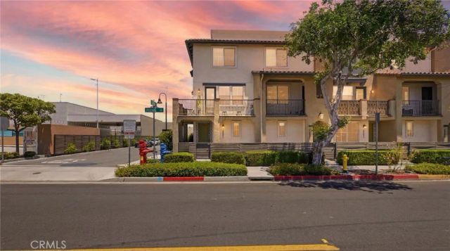 2560 Valentina, Commerce, CA 90040