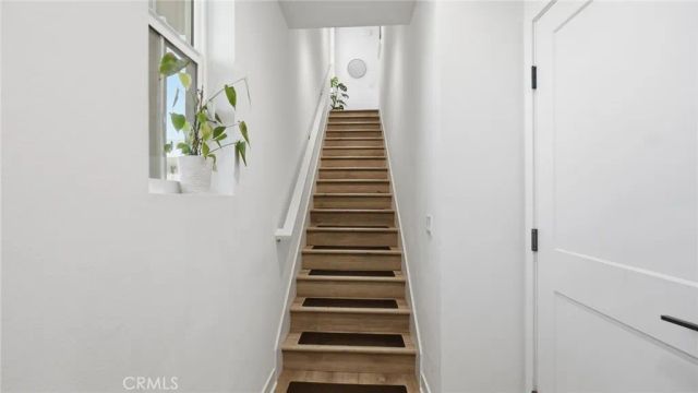 2560 Valentina, Commerce, CA 90040