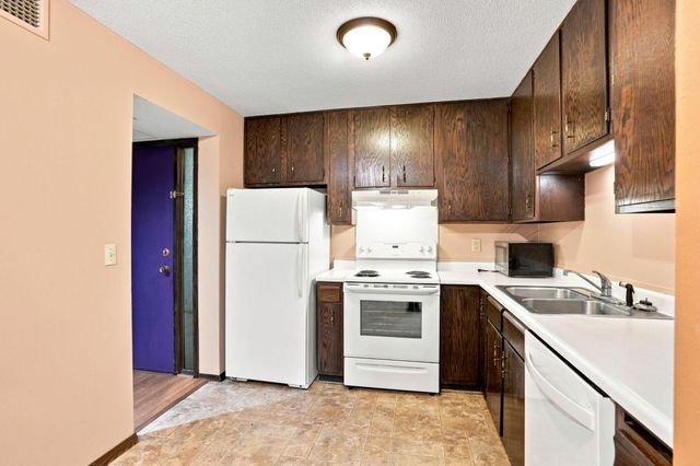 2495 Canabury Drive 230, Little Canada, MN 55117