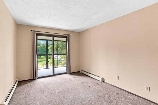 2495 Canabury Drive 230, Little Canada, MN 55117