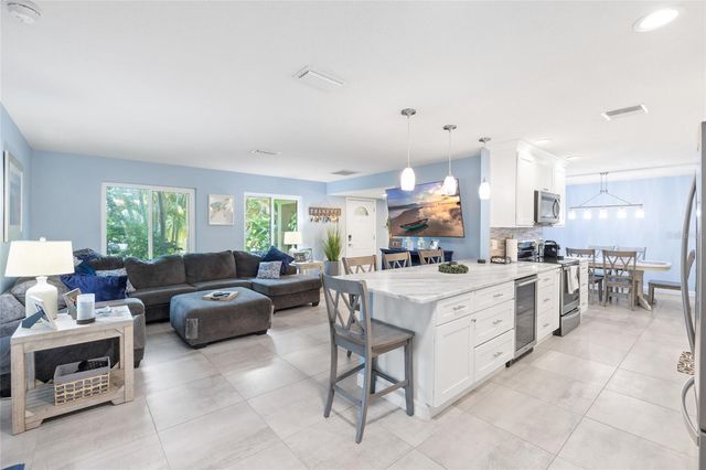 1070 MCCARTY STREET, Dunedin, FL 34698