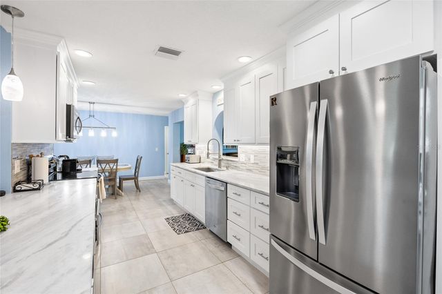 1070 MCCARTY STREET, Dunedin, FL 34698