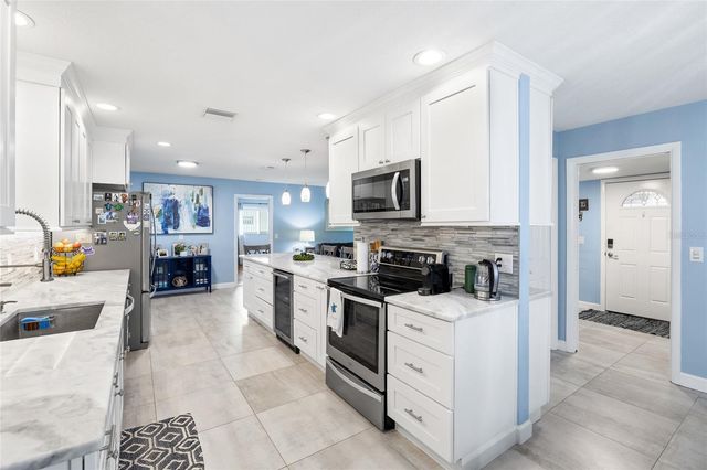 1070 MCCARTY STREET, Dunedin, FL 34698