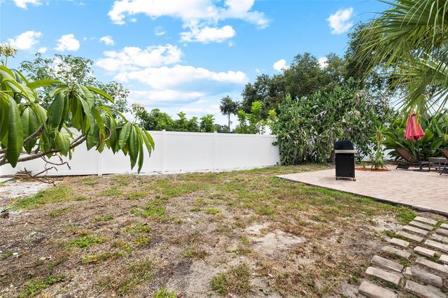 1070 MCCARTY STREET, Dunedin, FL 34698