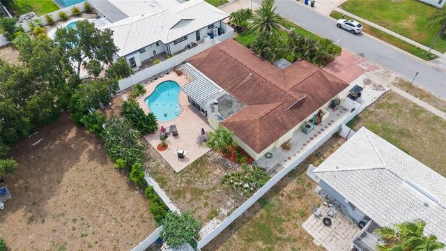 1070 MCCARTY STREET, Dunedin, FL 34698
