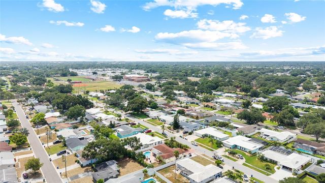 1070 MCCARTY STREET, Dunedin, FL 34698