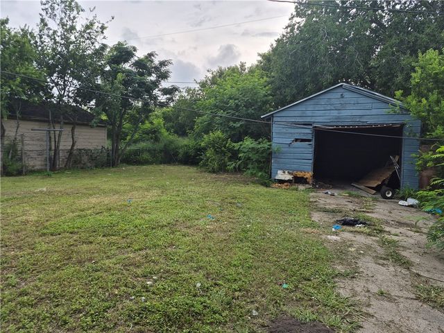 1265 Golla Dr, Corpus Christi, TX 78407