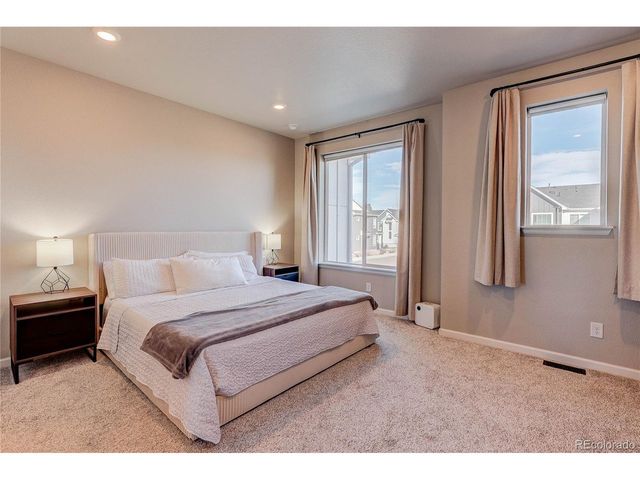 1934 S Poplar Ct, Denver, CO 80224