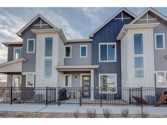 1934 S Poplar Ct, Denver, CO 80224