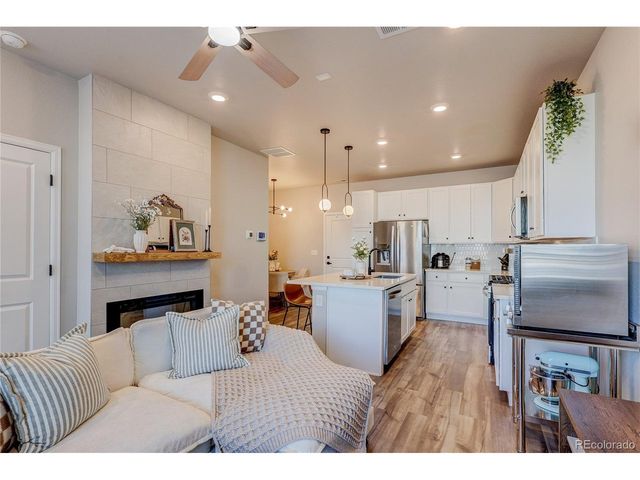 1934 S Poplar Ct, Denver, CO 80224