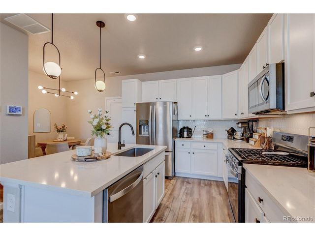 1934 S Poplar Ct, Denver, CO 80224