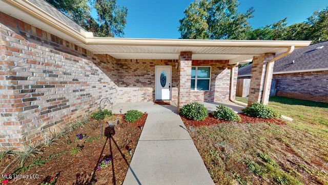 394 Rosalie Maria Drive, Biloxi, MS 39531