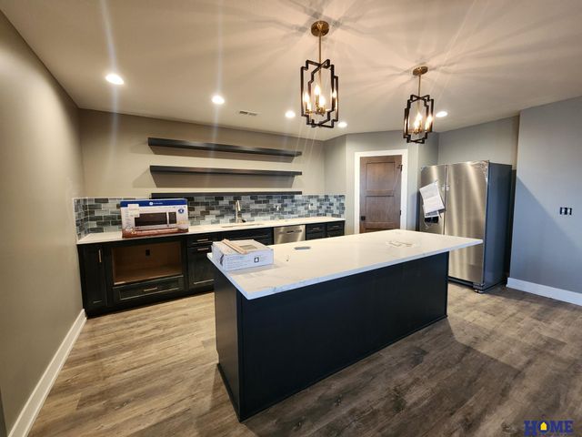 6326 Carveth Court, Lincoln, NE 68516