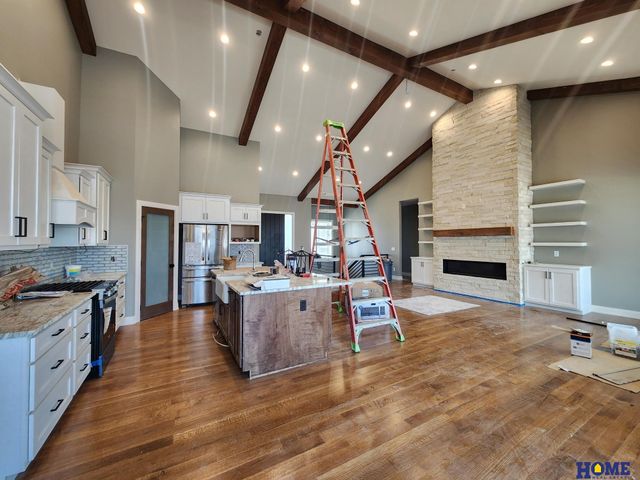 6326 Carveth Court, Lincoln, NE 68516