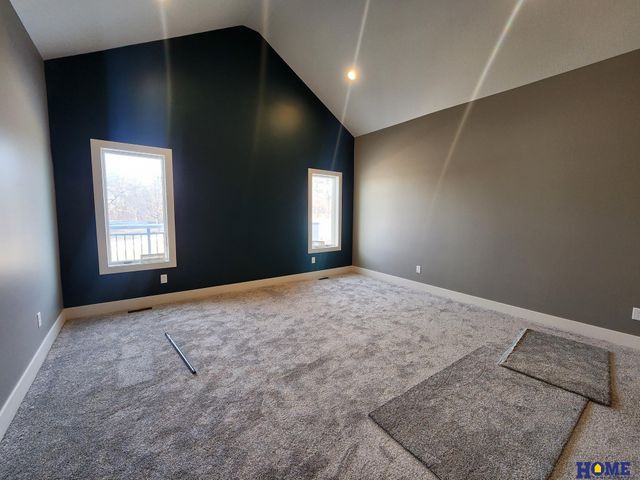 6326 Carveth Court, Lincoln, NE 68516