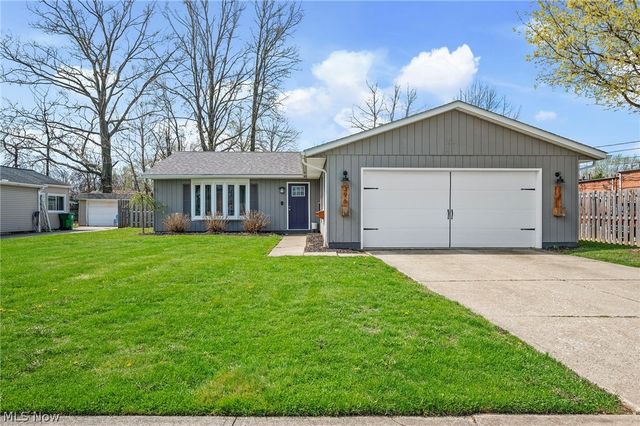 396 E 319 Street, Willowick, OH 44095