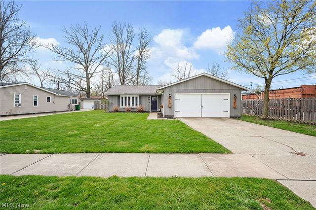 396 E 319 Street, Willowick, OH 44095