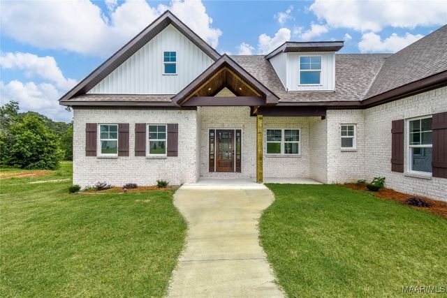 105 Noles Drive, Tallassee, AL 36078