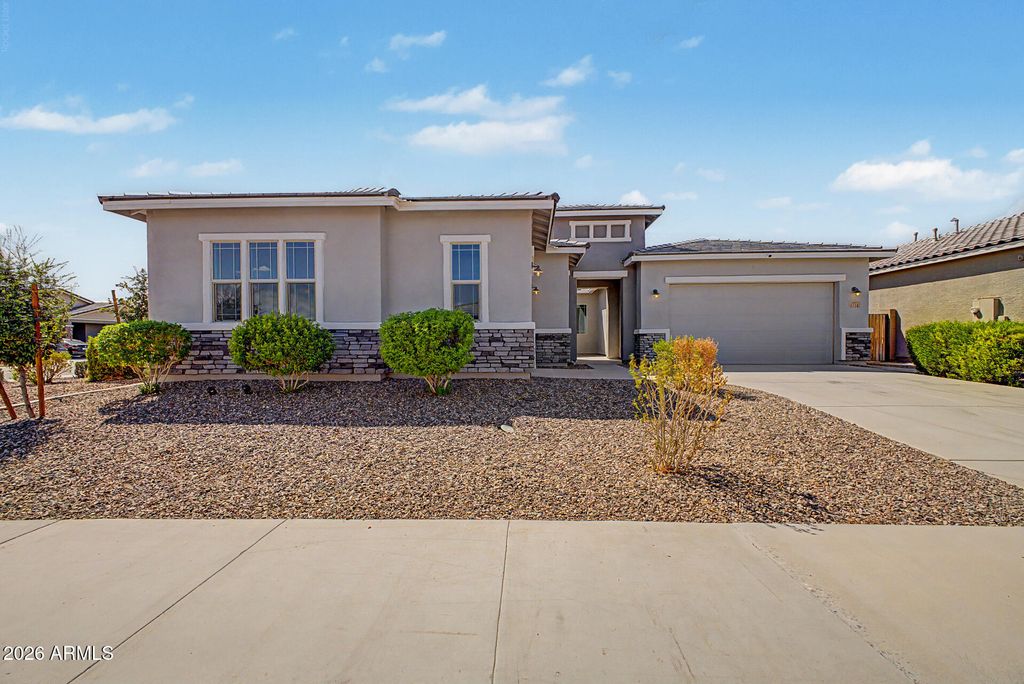 5116 N 185TH Avenue, Litchfield Park, AZ 85340