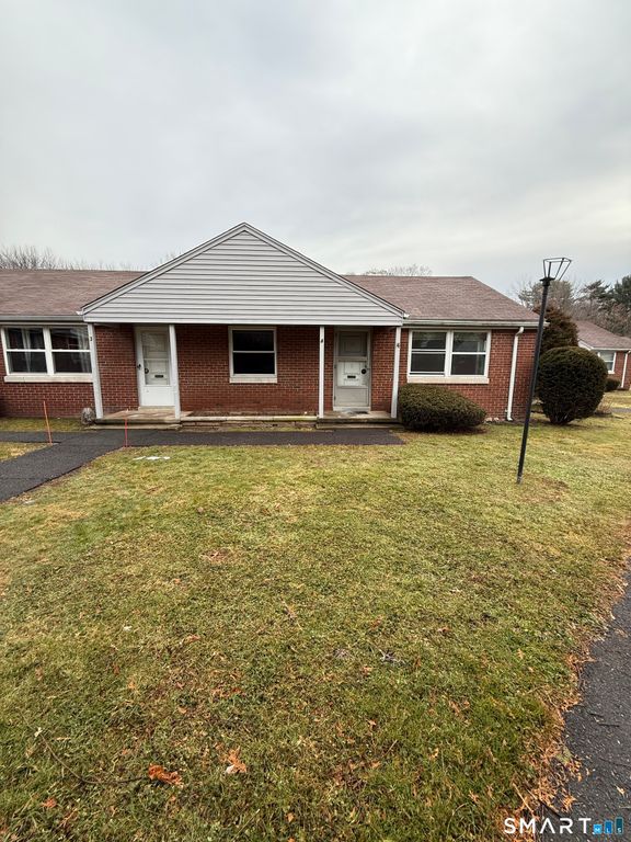 21 Hartford Avenue 4, Newington, CT 06111