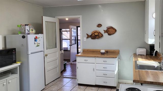 25208 Old Ferry RD, Spicewood, TX 78669