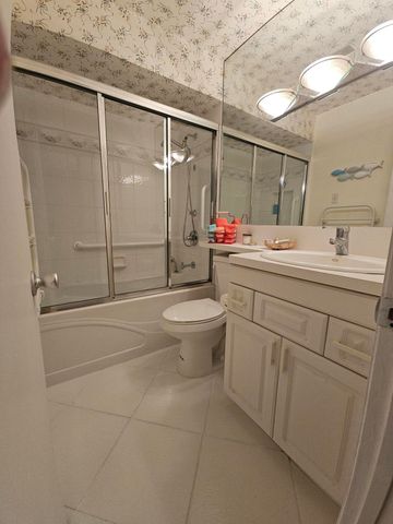 1225 NW 21st Street 19-1911, Stuart, FL 34994