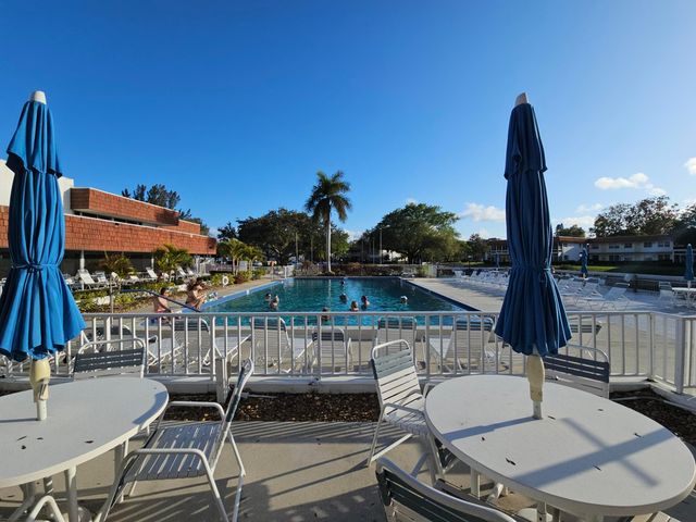 1225 NW 21st Street 19-1911, Stuart, FL 34994